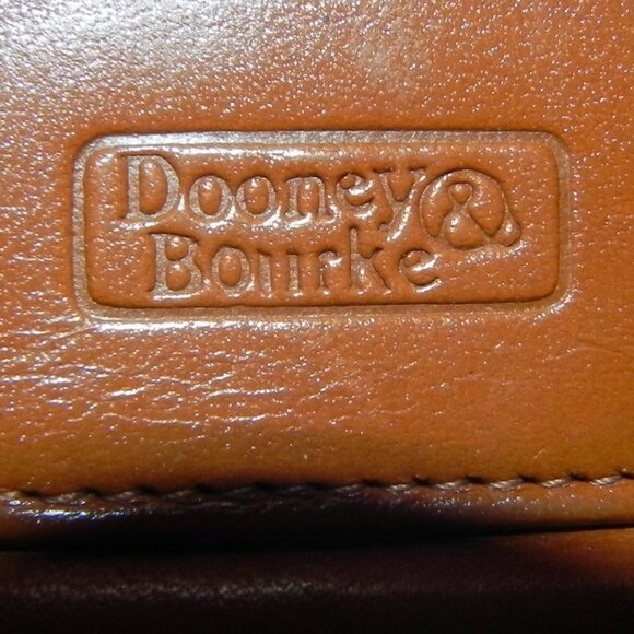 VTG Dooney & Bourke AWL Black Brown Trim Pebble Leather Wallet. - Picture 7 of 9